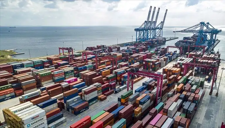 Dış Ticaret Açığı Ekim'de Azaldı Dış Ticaret Açığı Ekim'de Azaldı