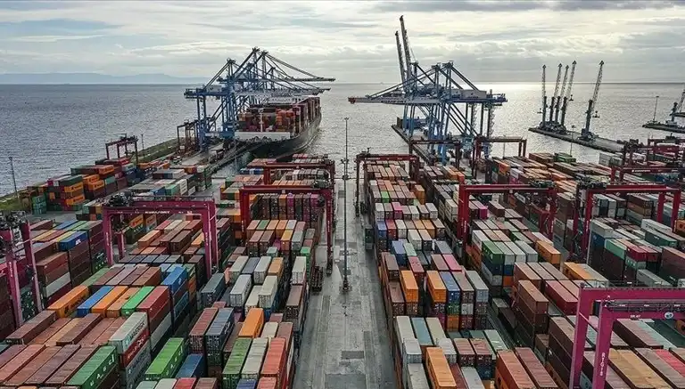 Kasım'da 7,3 Milyar Dolarlık Dış Ticaret Açığı